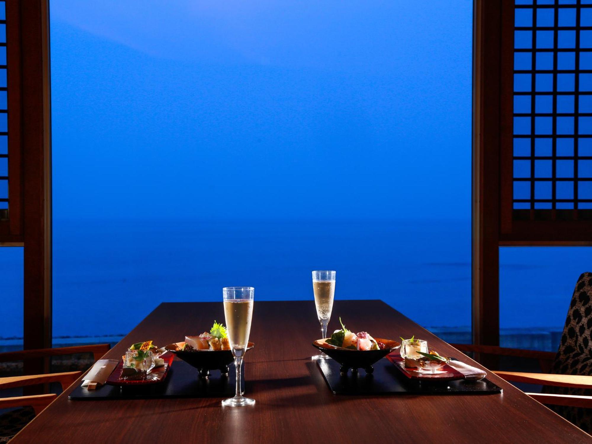 Awaji Yumesenkei Hotel Sumoto Phòng bức ảnh